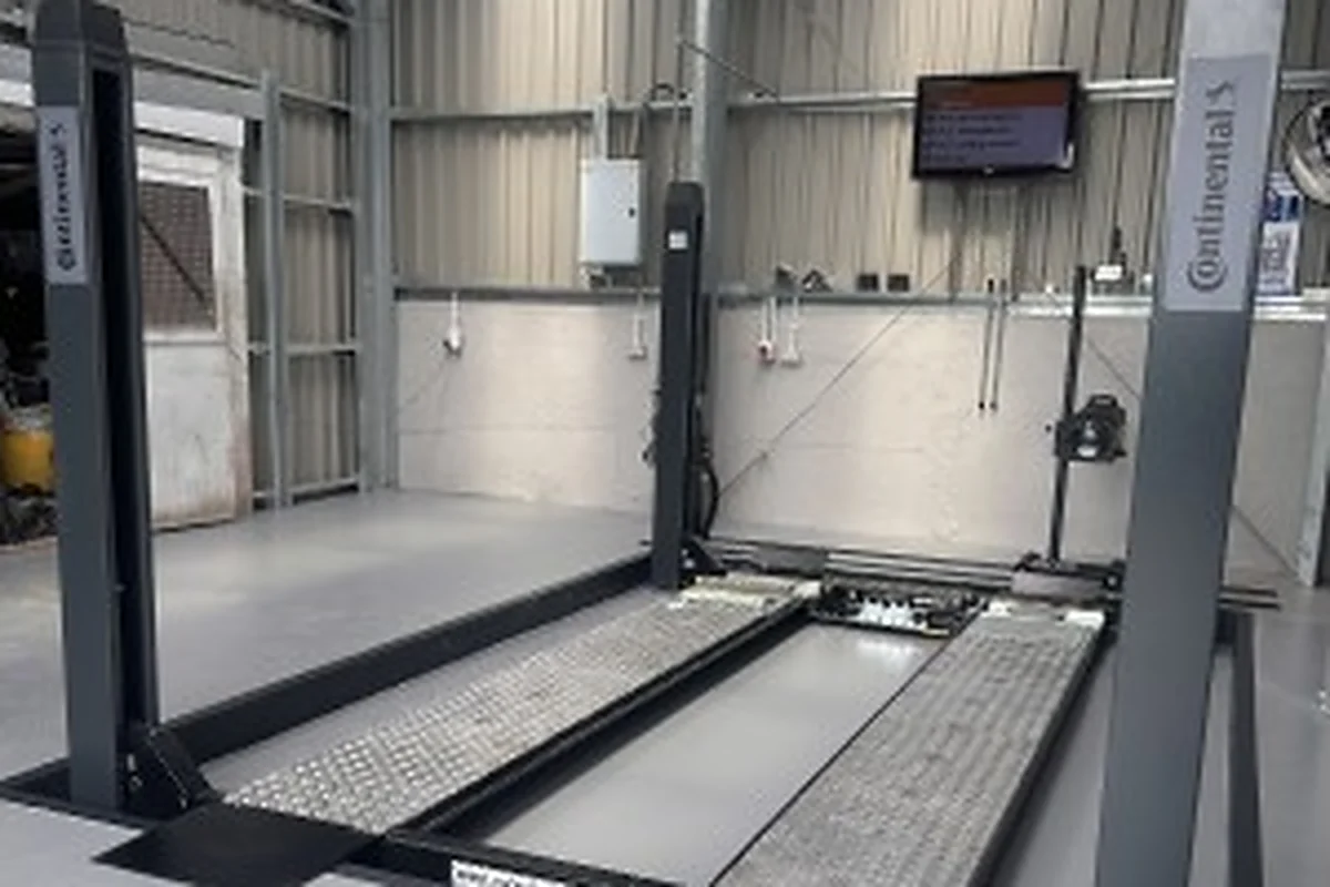 The four-post MOT and wheel alignment bay at Hill Street Garage, Worksop